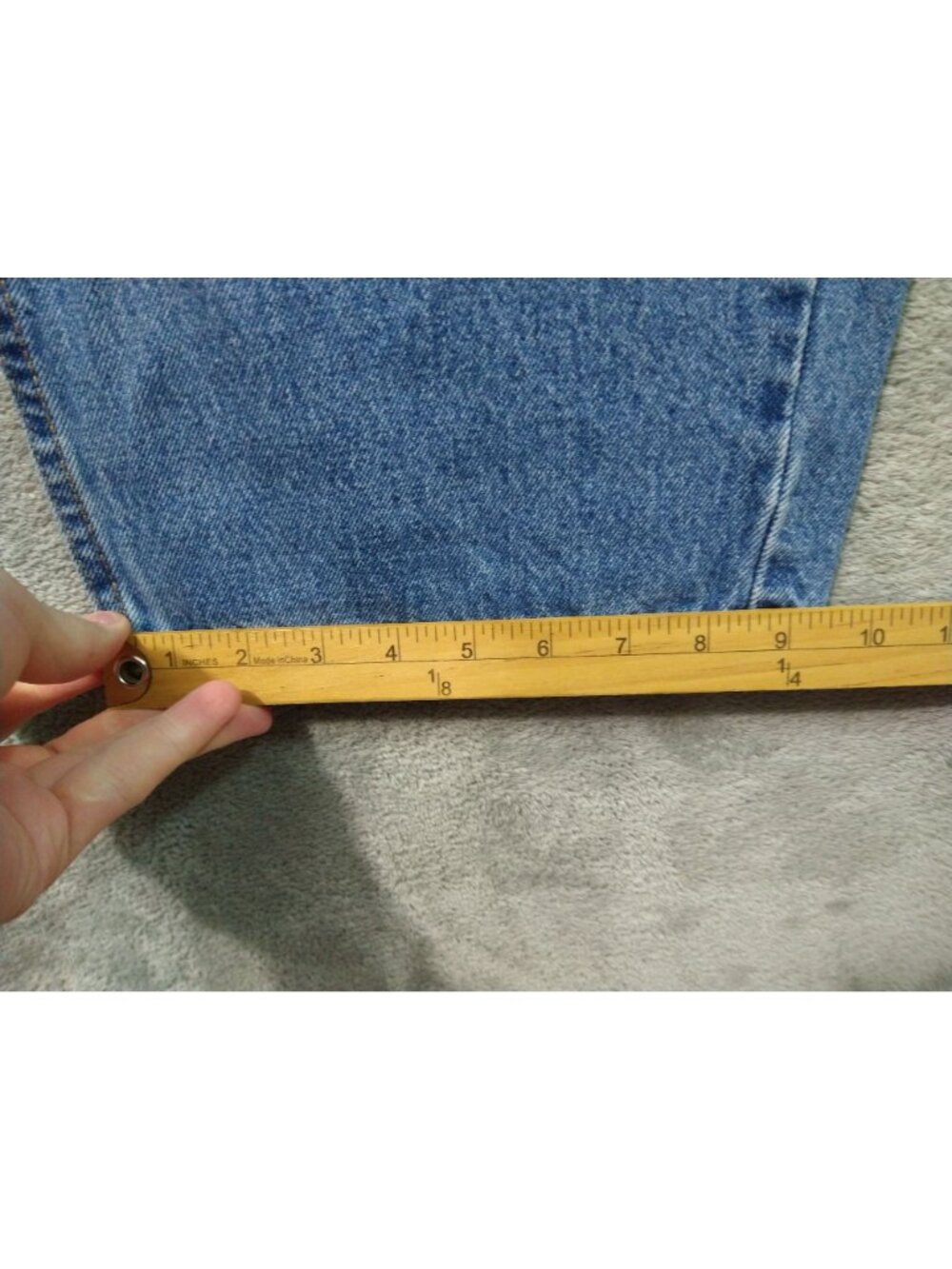 Levis 550 Jeans Mens 48x30 Blue Denim Relaxed Fit Tapered Leg Medium Wash - Picture 6 of 9